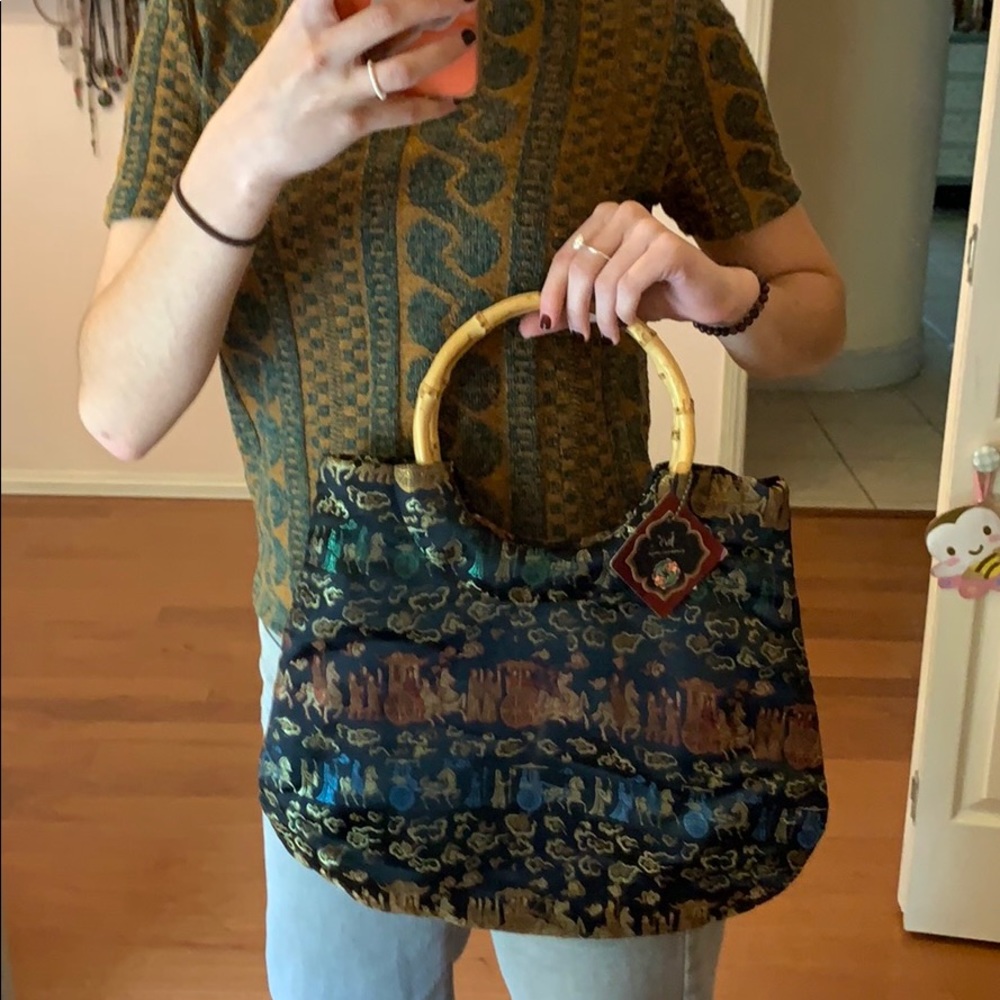 Handbag - Picture 6 of 6